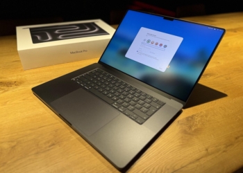 運氣爆棚！國外網友到 Apple Store 換舊 MacBook Pro 的電池，結果意外免費獲得全新 M4 MacBook Pro（售價超過 4000 美元）