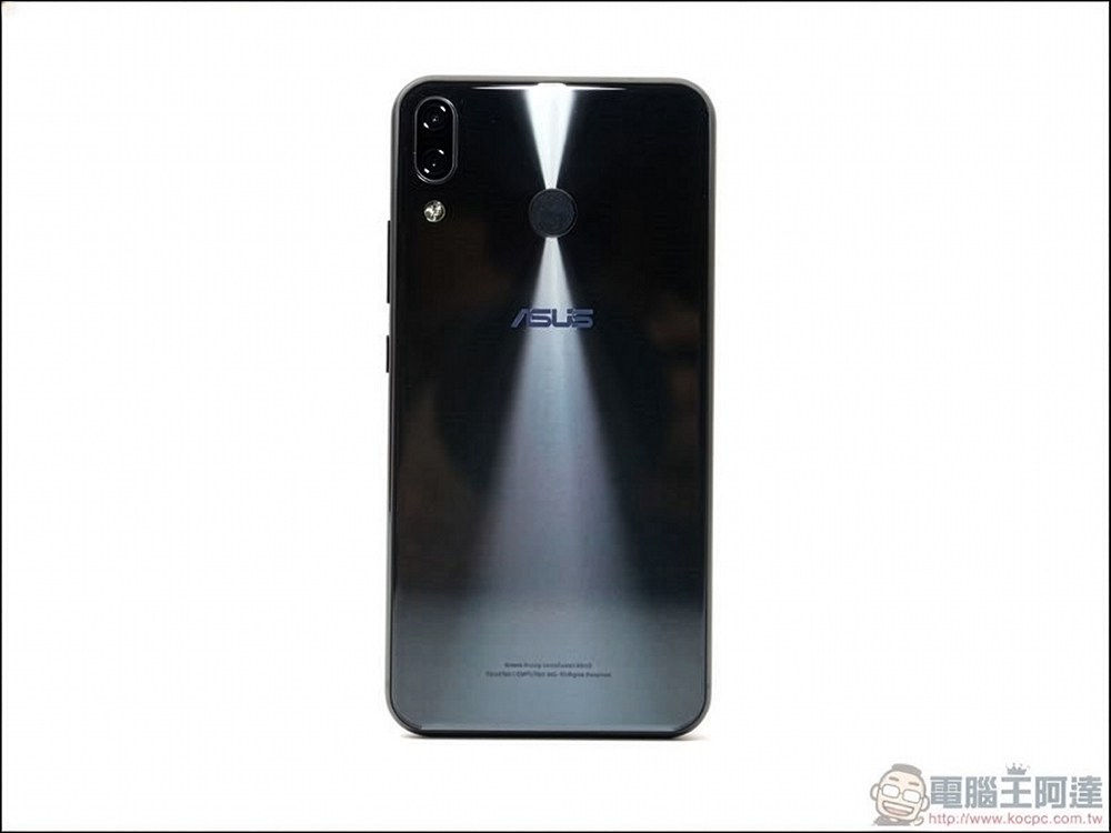 華碩 Zenfone、ROG Phone 手機成絕響,未來資源將全力投注 AI 市場 - 電腦王阿達 華碩 Zenfone、ROG Phone 手機成絕響,未來資源將全力投注 AI 市場 - 電腦王阿達