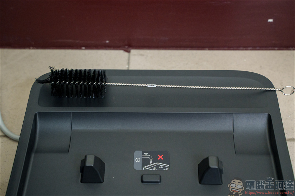 吸、拖、蒸、洗、烘五合一!石頭 F25 Ultra 淨蒸者開箱:180°C 蒸氣風暴 + 86°C 活水洗地,居家清潔的終極兵器 - 電腦王阿達 吸、拖、蒸、洗、烘五合一!石頭 F25 Ultra 淨蒸者開箱:180°C 蒸氣風暴 + 86°C 活水洗地,居家清潔的終極兵器 - 電腦王阿達