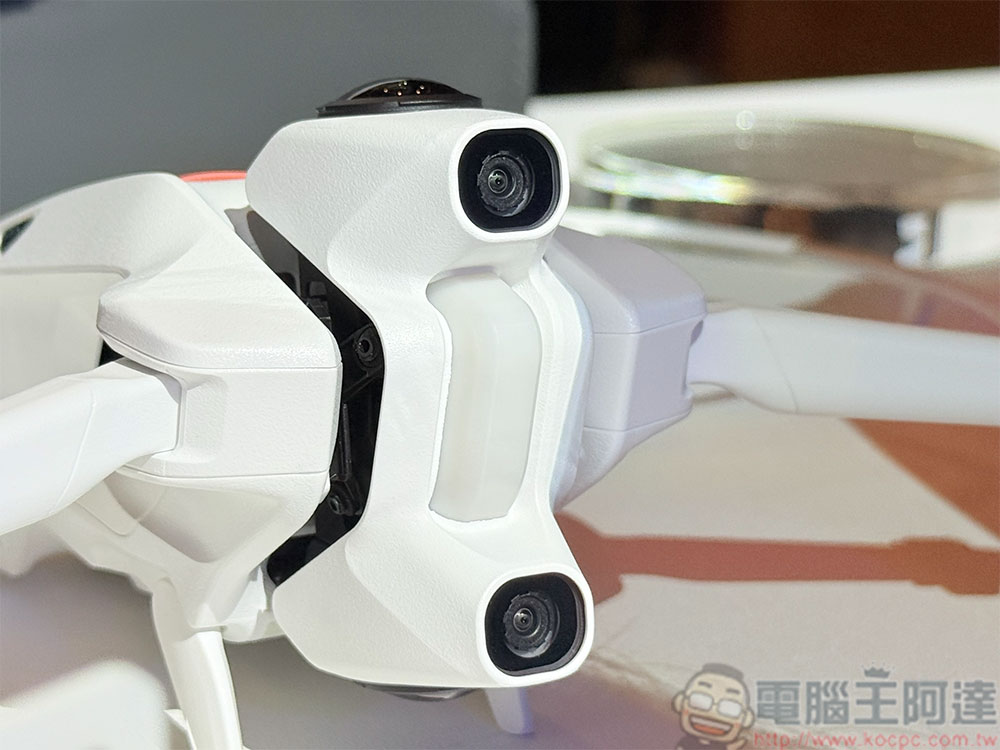 8K 全景空拍機 Antigravity A1 登台,輕巧機身、沉浸式眼鏡重新定義飛行創作體驗 - 電腦王阿達 8K 全景空拍機 Antigravity A1 登台,輕巧機身、沉浸式眼鏡重新定義飛行創作體驗 - 電腦王阿達