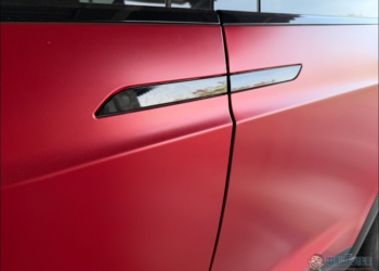 中國工信部擬禁止電動車隱藏式門把　全球首例安全新規2027年生效