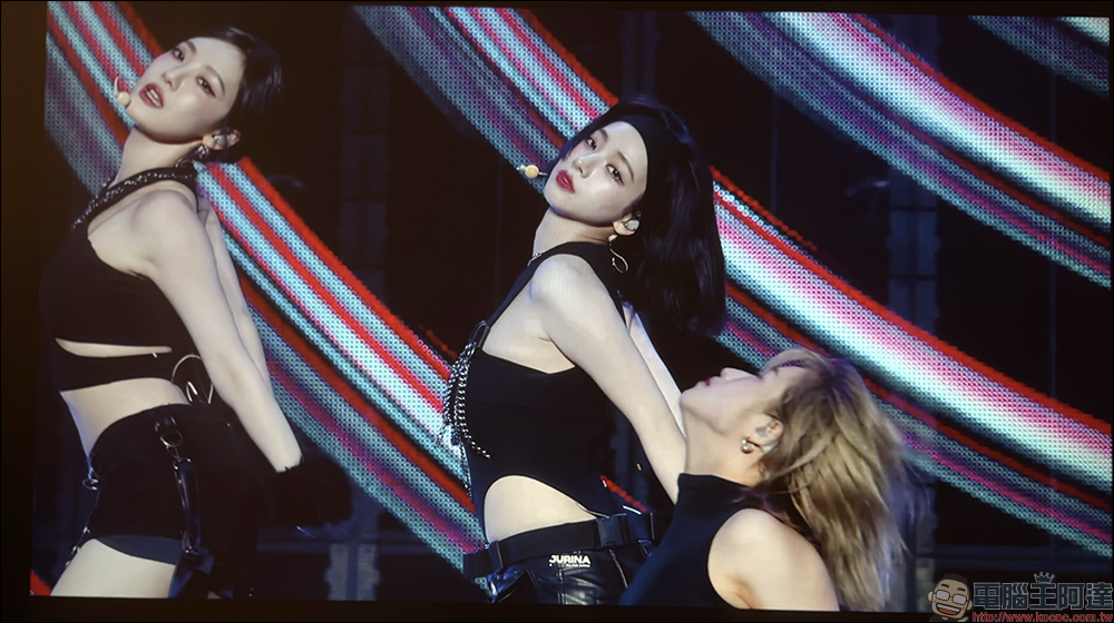 Warpple LA8 智慧投影機開箱:1200 ANSI 流明+短焦雲台+Google TV,在家打造高端輕劇院 - 電腦王阿達 Warpple LA8 智慧投影機開箱:1200 ANSI 流明+短焦雲台+Google TV,在家打造高端輕劇院 - 電腦王阿達