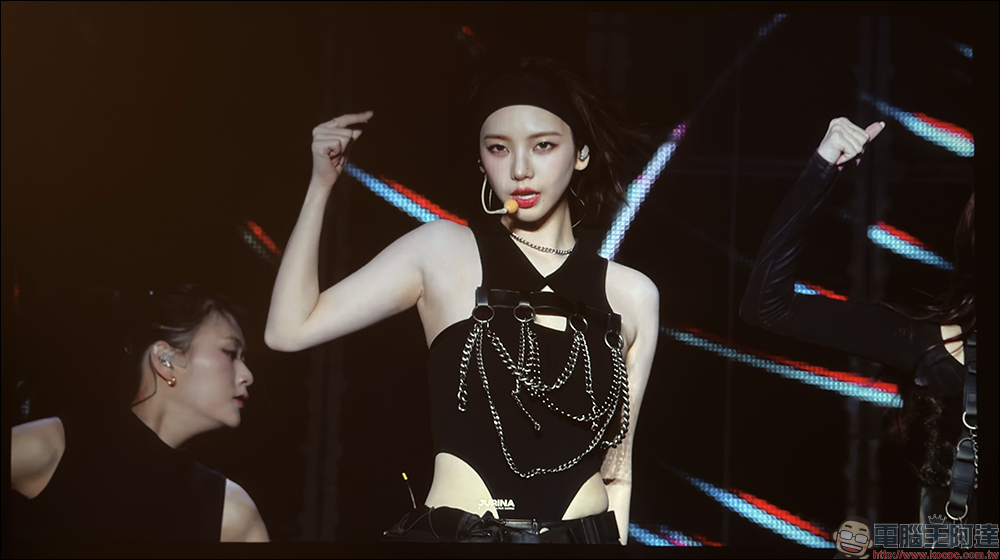 Warpple LA8 智慧投影機開箱:1200 ANSI 流明+短焦雲台+Google TV,在家打造高端輕劇院 - 電腦王阿達 Warpple LA8 智慧投影機開箱:1200 ANSI 流明+短焦雲台+Google TV,在家打造高端輕劇院 - 電腦王阿達