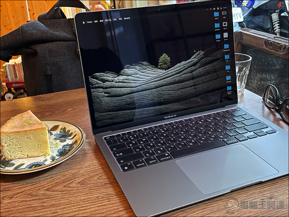 不叫 Air 也不叫 Pro? Apple 全新 MacBook 傳聞一次看,入門筆電市場要變天 - 電腦王阿達 不叫 Air 也不叫 Pro? Apple 全新 MacBook 傳聞一次看,入門筆電市場要變天 - 電腦王阿達