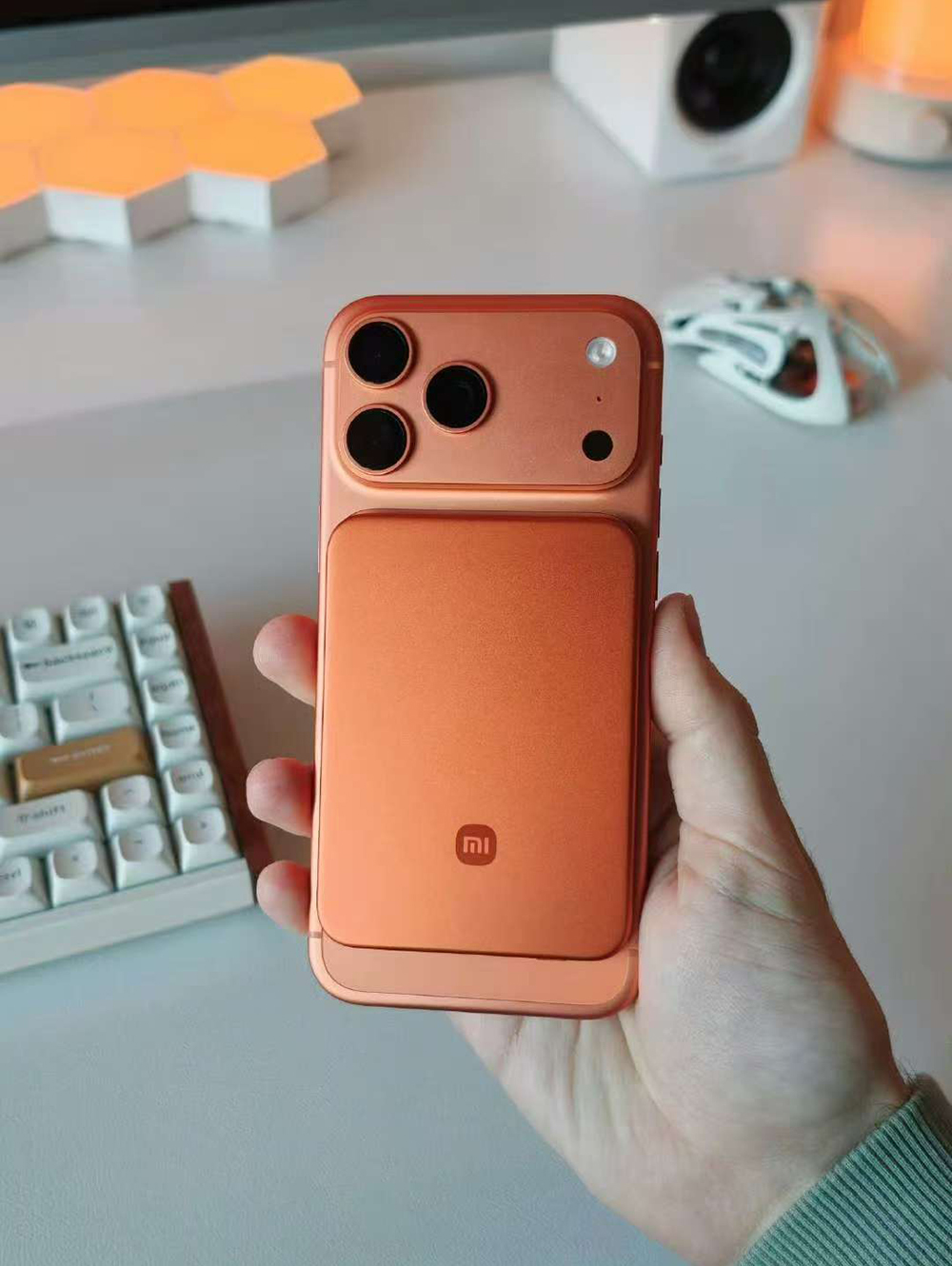 小米 Xiaomi 纖薄磁吸行動電源 5000 15W 隱藏新色將推出?宇宙橙、黑色版本曝光 - 電腦王阿達 小米 Xiaomi 纖薄磁吸行動電源 5000 15W 隱藏新色將推出?宇宙橙、黑色版本曝光 - 電腦王阿達