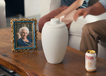 Spotify 推出永恆歌單骨灰罈藍牙音箱，從播放清單到永恆清單