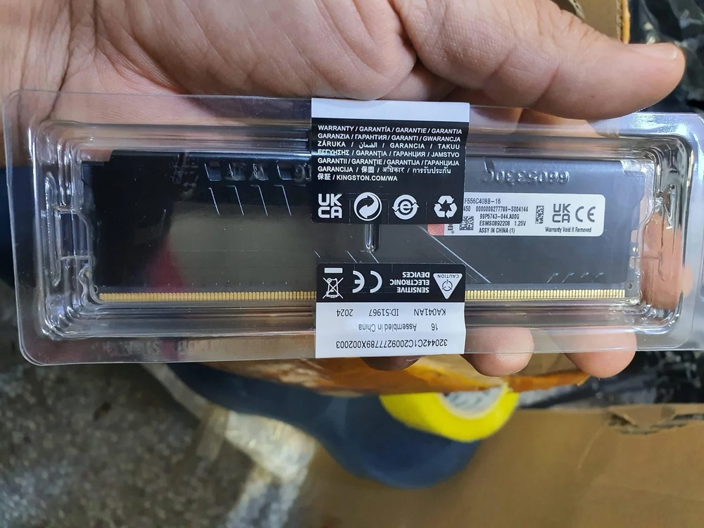 運氣爆棚!網友花 100 美元撿到 40 條 DDR5 RAM,總價超過 20 萬台幣 - 電腦王阿達 運氣爆棚!網友花 100 美元撿到 40 條 DDR5 RAM,總價超過 20 萬台幣 - 電腦王阿達