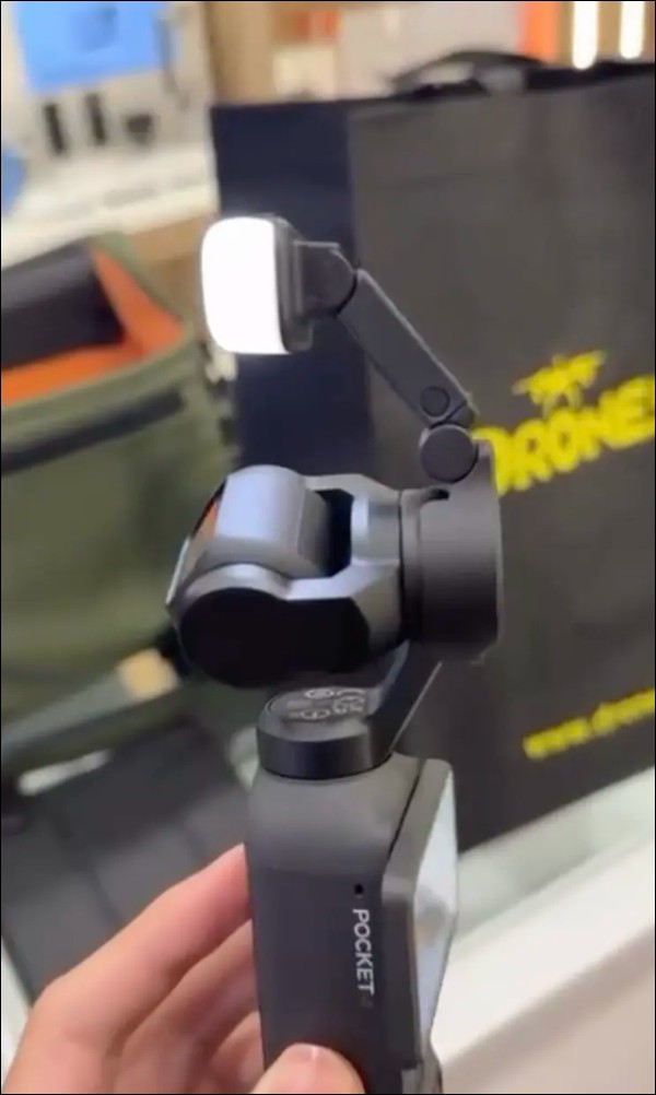 大疆 Osmo Pocket 4 說明書曝光!螢幕內側新增兩顆按鍵,離發布不遠了? - 電腦王阿達 大疆 Osmo Pocket 4 說明書曝光!螢幕內側新增兩顆按鍵,離發布不遠了? - 電腦王阿達