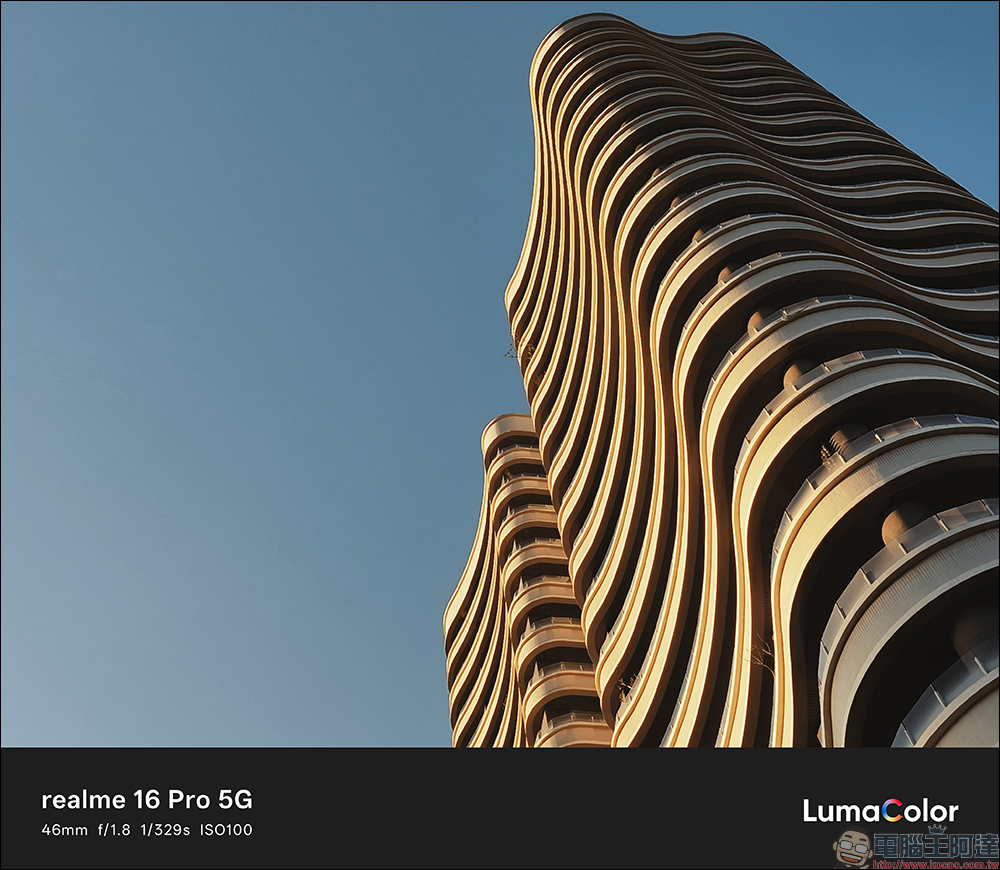 realme 16 Pro 開箱評測|2億畫素全焦段人像超懂拍,7000mAh 超大電池玩一天還有一半電 - 電腦王阿達 realme 16 Pro 開箱評測|2億畫素全焦段人像超懂拍,7000mAh 超大電池玩一天還有一半電 - 電腦王阿達