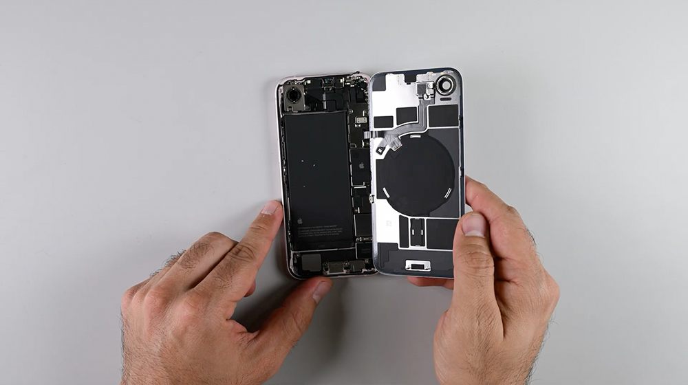 iPhone 17e 拆解曝光:MagSafe 模組竟可裝到 iPhone 16e - 電腦王阿達 iPhone 17e 拆解曝光:MagSafe 模組竟可裝到 iPhone 16e - 電腦王阿達
