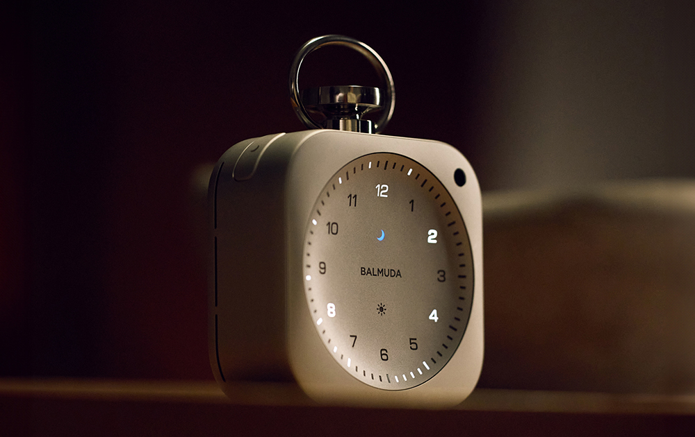 BALMUDA 攜手前蘋果首席設計師 Jony Ive 推出 The Clock 智慧時鐘,售價高達約 1.2 萬元 - 電腦王阿達 BALMUDA 攜手前蘋果首席設計師 Jony Ive 推出 The Clock 智慧時鐘,售價高達約 1.2 萬元 - 電腦王阿達