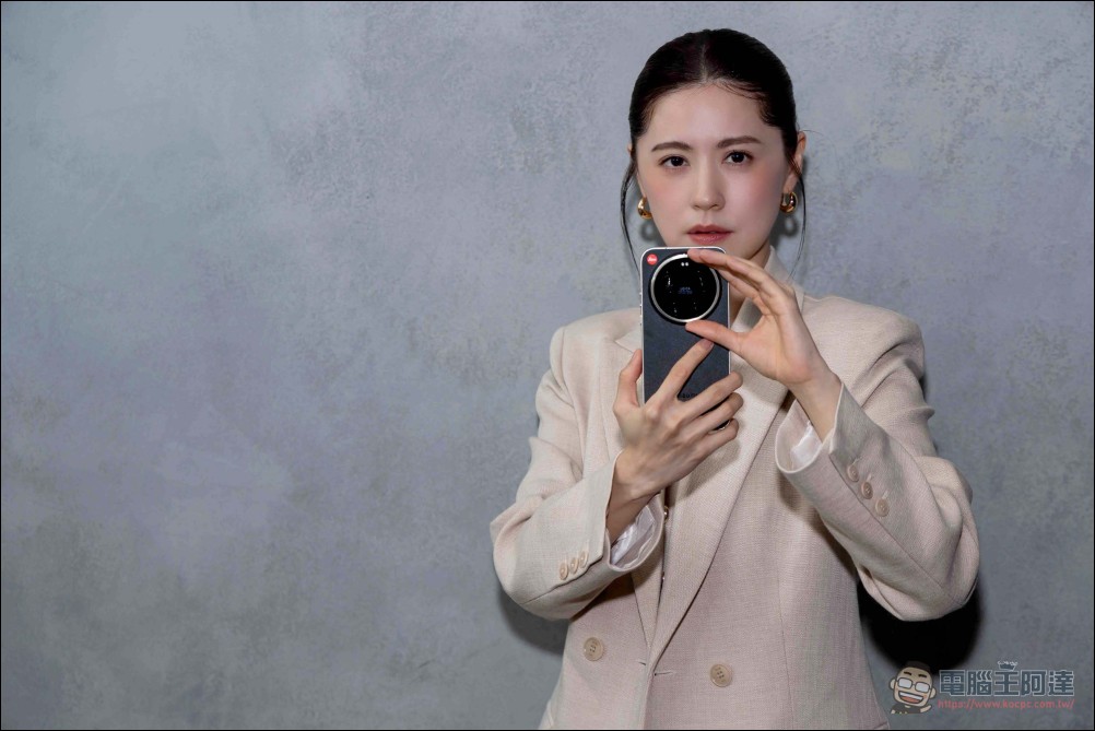林予晞跨界「Xiaomi 17 Series Master Class」,解密 1 吋 LOFIC HDR 與紅毯運鏡技術 - 電腦王阿達 林予晞跨界「Xiaomi 17 Series Master Class」,解密 1 吋 LOFIC HDR 與紅毯運鏡技術 - 電腦王阿達