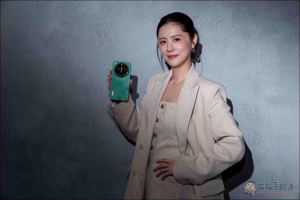 林予晞跨界「Xiaomi 17 Series Master Class」,解密 1 吋 LOFIC HDR 與紅毯運鏡技術 - 電腦王阿達 林予晞跨界「Xiaomi 17 Series Master Class」,解密 1 吋 LOFIC HDR 與紅毯運鏡技術 - 電腦王阿達