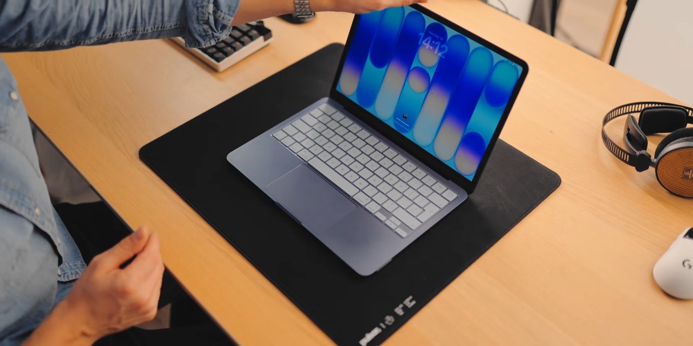 MacBook Neo 壓力實測 8GB RAM 開 60 個 App 還能看片且不卡，Windows 筆電則直接關機 - 電腦王阿達