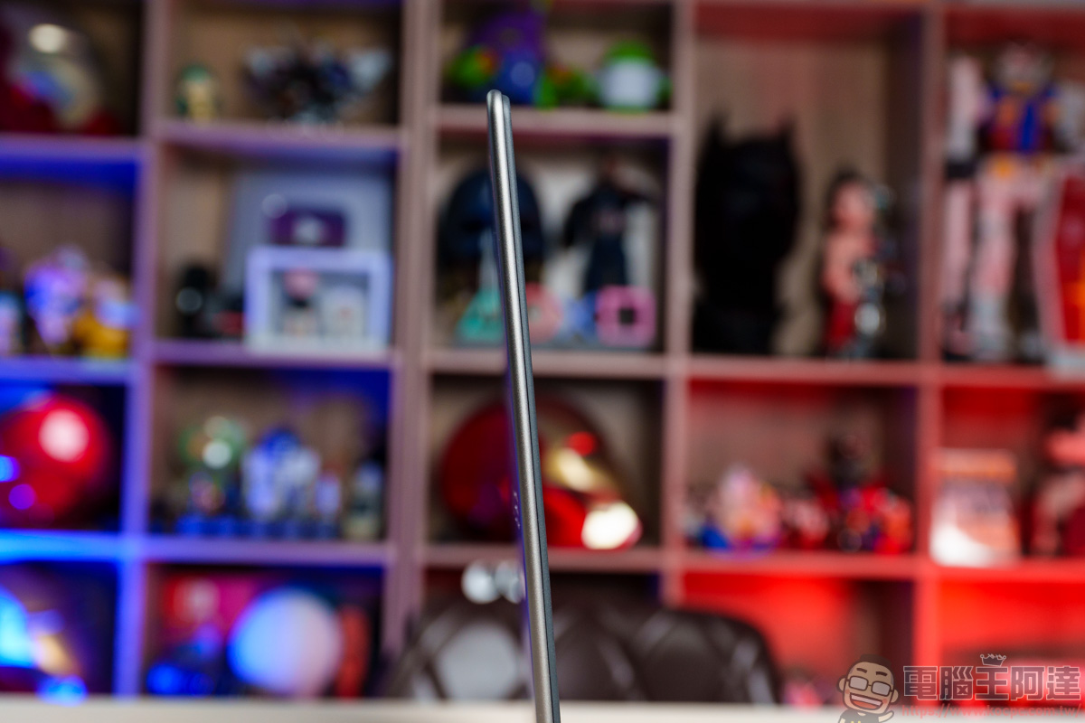 內顯直逼獨顯效能!MSI Prestige 14 Flip AI+ 實測:Panther Lake 處理器讓 3A 大作也能帶著走 - 電腦王阿達 內顯直逼獨顯效能!MSI Prestige 14 Flip AI+ 實測:Panther Lake 處理器讓 3A 大作也能帶著走 - 電腦王阿達