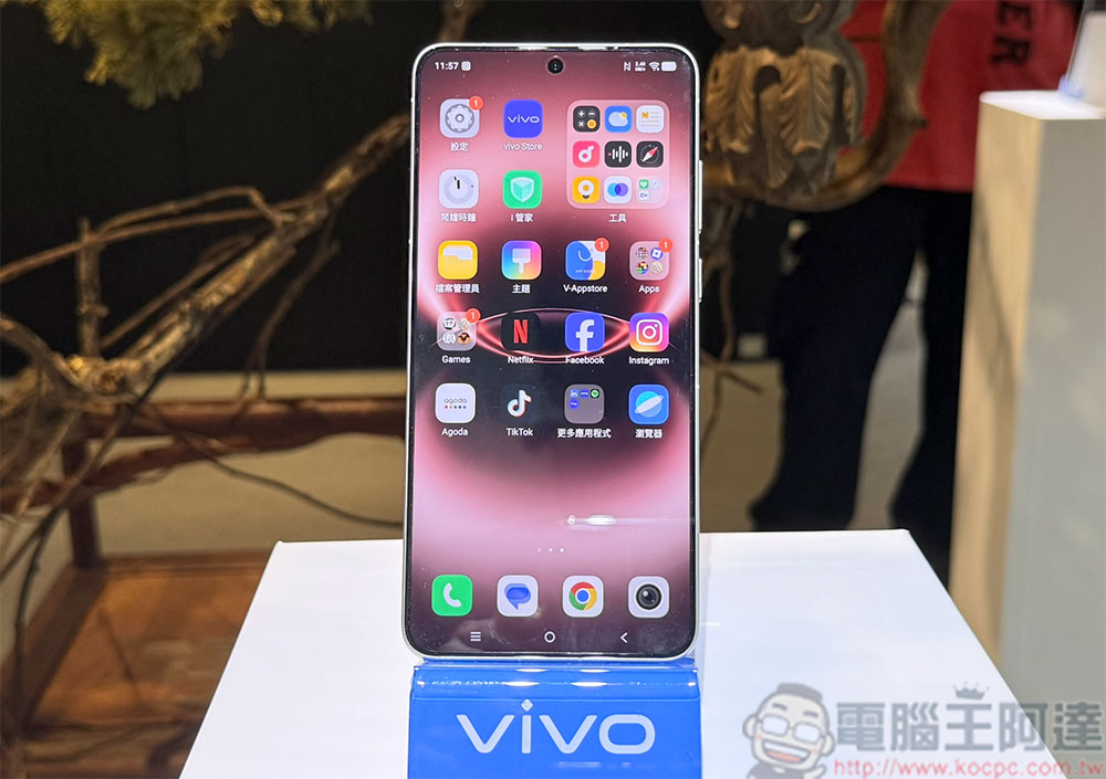 vivo X300 Ultra 台灣亮相,「影像 V 單」衝破行動攝影天花板 - 電腦王阿達 vivo X300 Ultra 台灣亮相,「影像 V 單」衝破行動攝影天花板 - 電腦王阿達