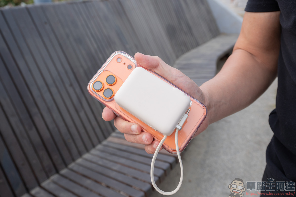 aircolor 雲朵系 35W 全能充開箱:準固態電池給你極致安全,告別行動電源爆炸恐慌! - 電腦王阿達 aircolor 雲朵系 35W 全能充開箱:準固態電池給你極致安全,告別行動電源爆炸恐慌! - 電腦王阿達
