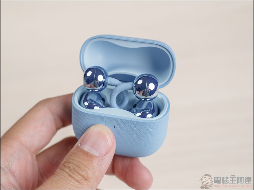 耳道終於解脫了!HUAWEI FreeClip 2 動耳聽:可能是今年最有創意的開放式耳機。 - 電腦王阿達 耳道終於解脫了!HUAWEI FreeClip 2 動耳聽:可能是今年最有創意的開放式耳機。 - 電腦王阿達