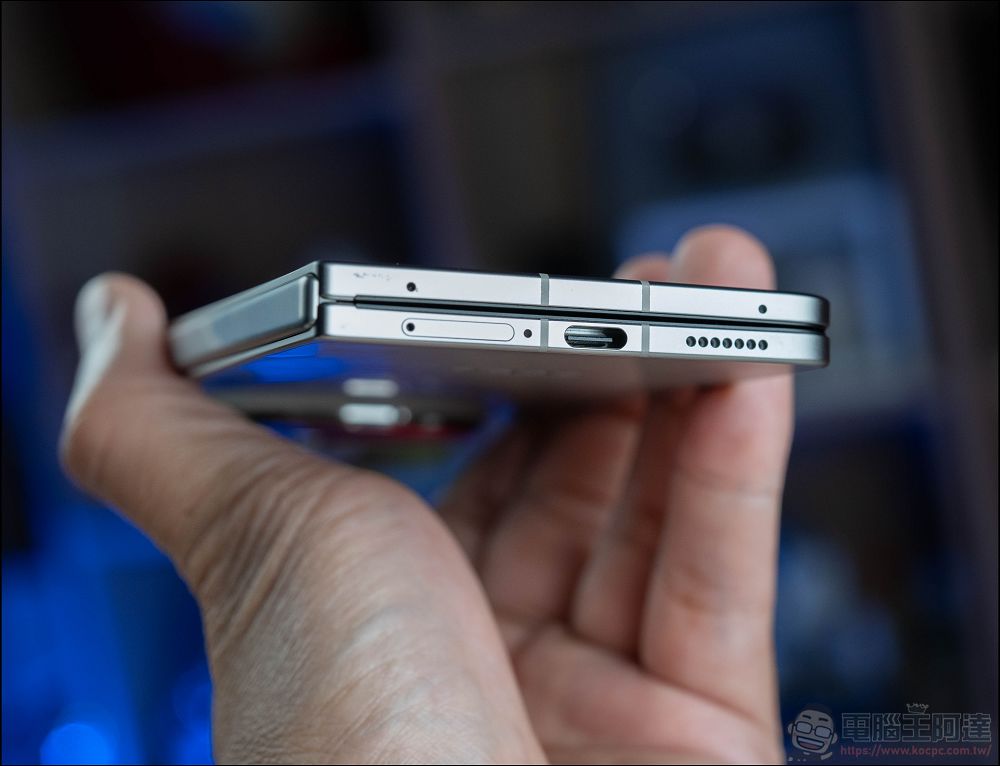 折疊機的摺痕時代終結!OPPO Find N6 開箱:零感摺痕 + 2 億畫素哈蘇鏡頭 + 6000mAh 超大電池! - 電腦王阿達 折疊機的摺痕時代終結!OPPO Find N6 開箱:零感摺痕 + 2 億畫素哈蘇鏡頭 + 6000mAh 超大電池! - 電腦王阿達