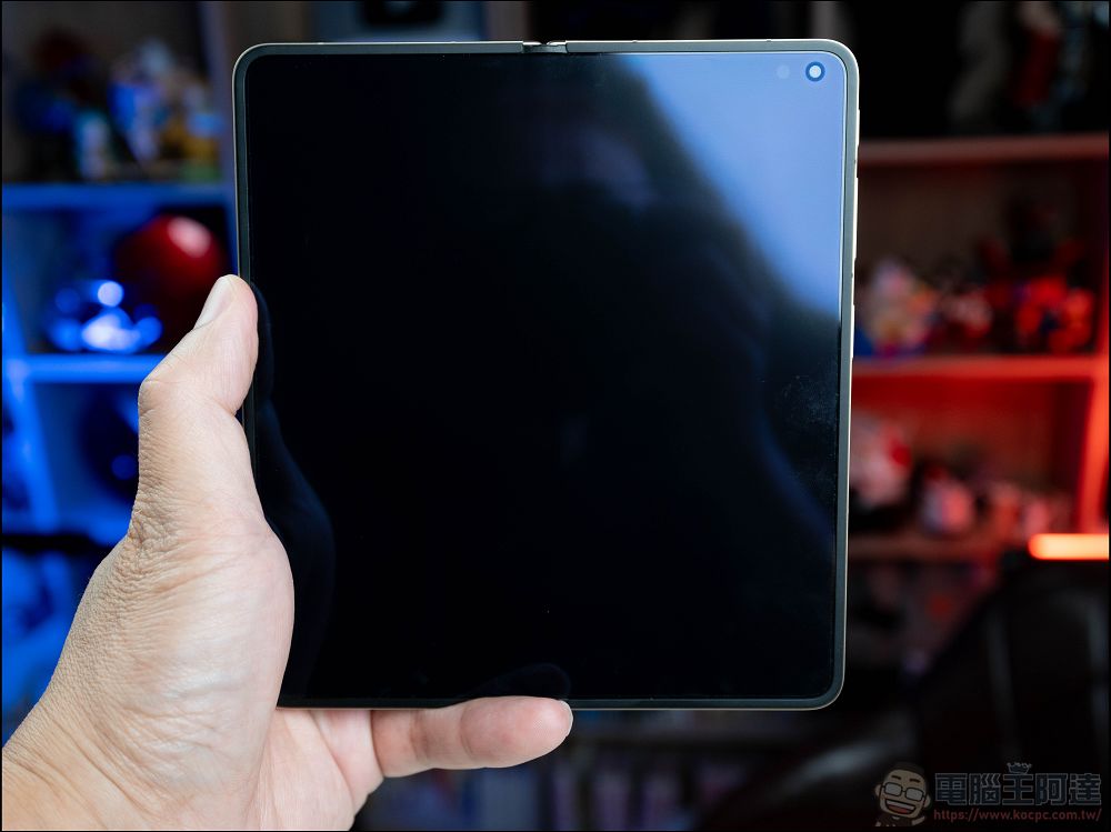 折疊機的摺痕時代終結!OPPO Find N6 開箱:零感摺痕 + 2 億畫素哈蘇鏡頭 + 6000mAh 超大電池! - 電腦王阿達 折疊機的摺痕時代終結!OPPO Find N6 開箱:零感摺痕 + 2 億畫素哈蘇鏡頭 + 6000mAh 超大電池! - 電腦王阿達