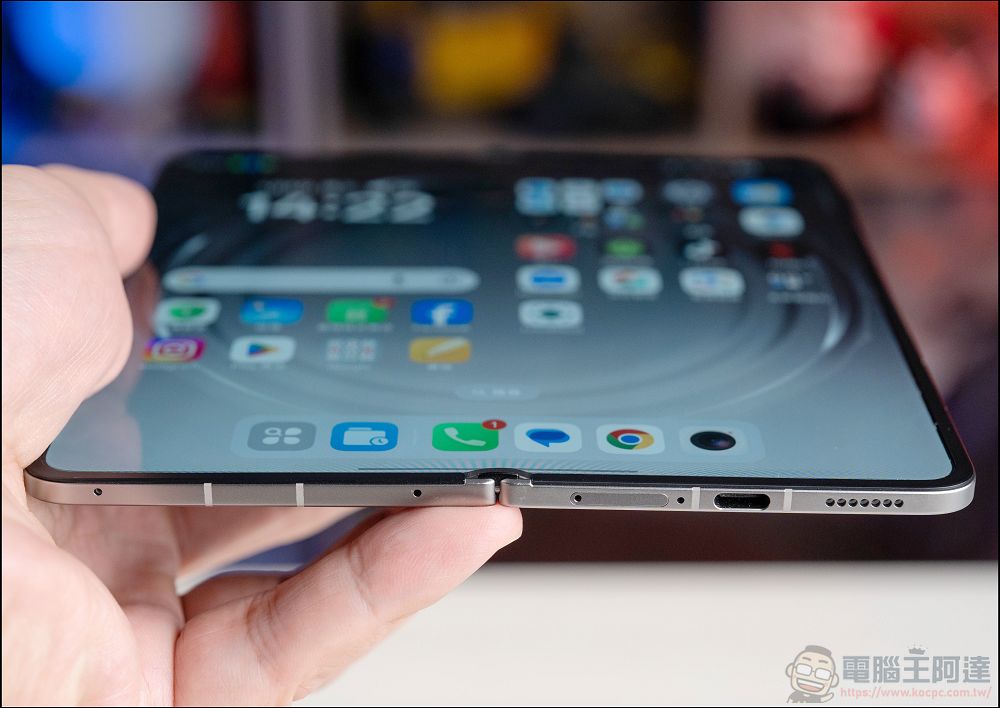 折疊機的摺痕時代終結!OPPO Find N6 開箱:零感摺痕 + 2 億畫素哈蘇鏡頭 + 6000mAh 超大電池! - 電腦王阿達 折疊機的摺痕時代終結!OPPO Find N6 開箱:零感摺痕 + 2 億畫素哈蘇鏡頭 + 6000mAh 超大電池! - 電腦王阿達