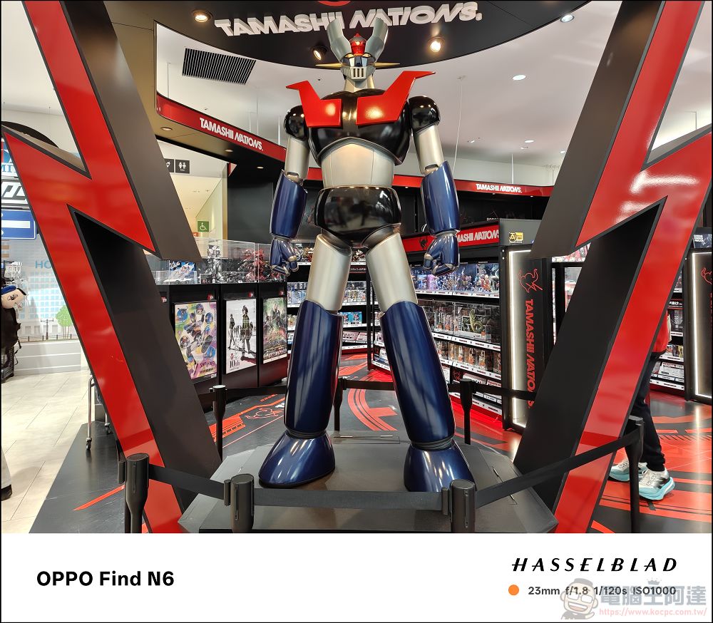 折疊機的摺痕時代終結!OPPO Find N6 開箱:零感摺痕 + 2 億畫素哈蘇鏡頭 + 6000mAh 超大電池! - 電腦王阿達 折疊機的摺痕時代終結!OPPO Find N6 開箱:零感摺痕 + 2 億畫素哈蘇鏡頭 + 6000mAh 超大電池! - 電腦王阿達