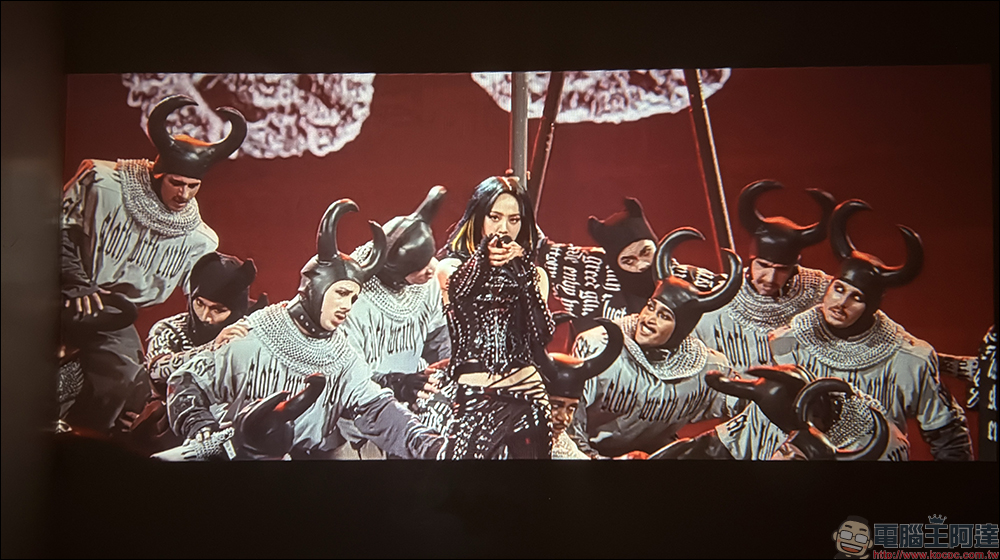 Warpple LA6 Cross 跨界音響劇院開箱評測|從追劇到 K 歌,一機搞定你的娛樂生活 - 電腦王阿達 Warpple LA6 Cross 跨界音響劇院開箱評測|從追劇到 K 歌,一機搞定你的娛樂生活 - 電腦王阿達