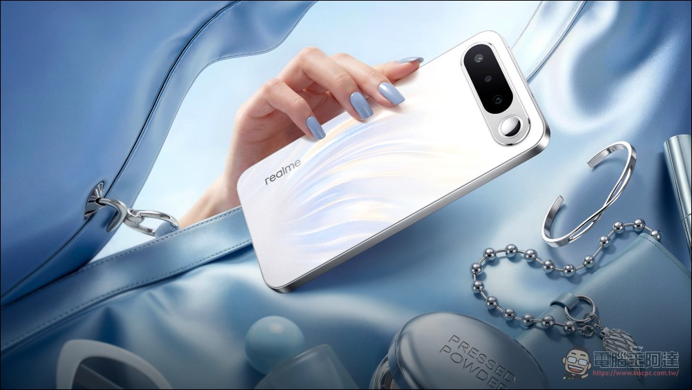 realme 16 5G 首創「補光自拍鏡」引領反手拍風潮,4 月 23 日台灣正式開賣 - 電腦王阿達 realme 16 5G 首創「補光自拍鏡」引領反手拍風潮,4 月 23 日台灣正式開賣 - 電腦王阿達