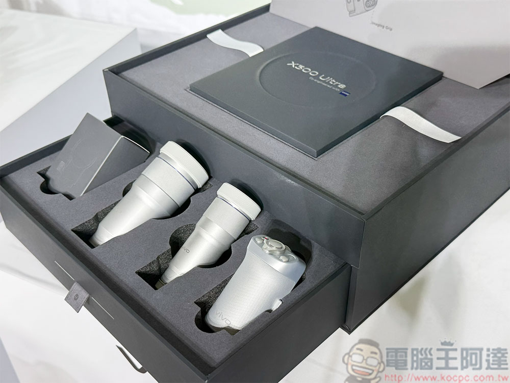 「專業 V 單」 vivo X300 Ultra 在台上市,最高雙兩億蔡司大師鏡頭群突破創作疆界 - 電腦王阿達 「專業 V 單」 vivo X300 Ultra 在台上市,最高雙兩億蔡司大師鏡頭群突破創作疆界 - 電腦王阿達