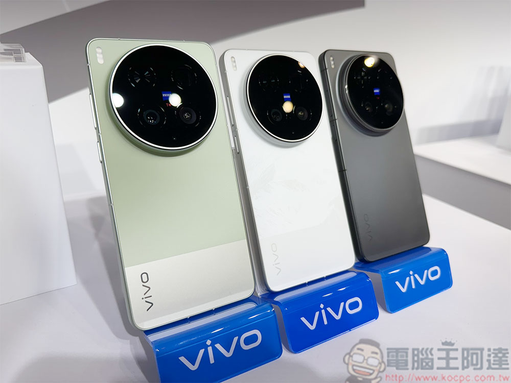 「專業 V 單」 vivo X300 Ultra 在台上市,最高雙兩億蔡司大師鏡頭群突破創作疆界 - 電腦王阿達 「專業 V 單」 vivo X300 Ultra 在台上市,最高雙兩億蔡司大師鏡頭群突破創作疆界 - 電腦王阿達