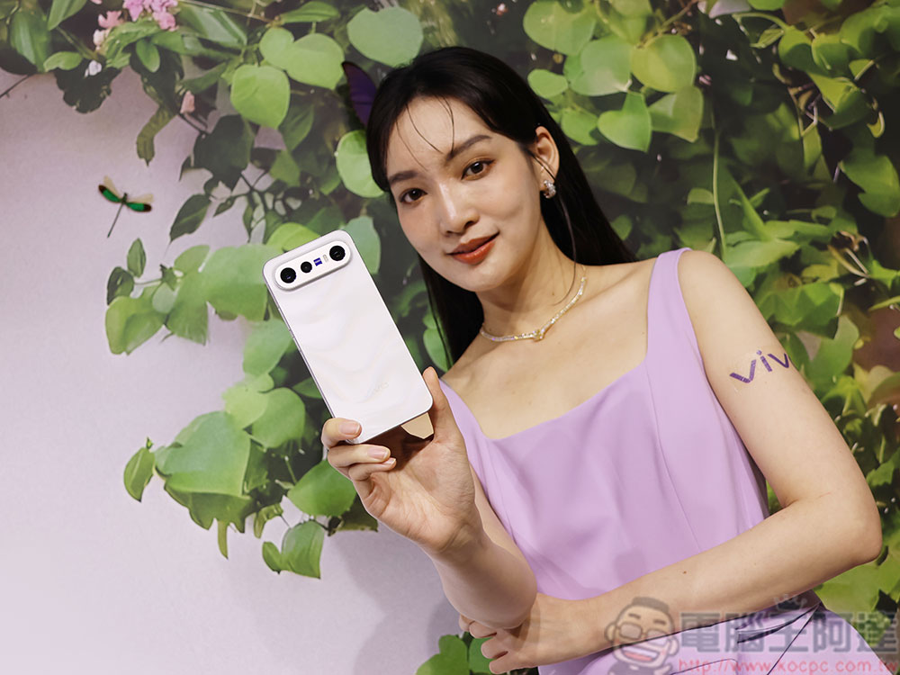 支援 200mm 增距鏡精巧旗艦 vivo X300 FE 外掛輕裝上身,Android 輕鬆遊走 iOS 生態圈 - 電腦王阿達 支援 200mm 增距鏡精巧旗艦 vivo X300 FE 外掛輕裝上身,Android 輕鬆遊走 iOS 生態圈 - 電腦王阿達