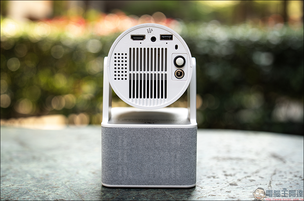 Warpple LA6 Cross 跨界音響劇院開箱評測|從追劇到 K 歌,一機搞定你的娛樂生活 - 電腦王阿達 Warpple LA6 Cross 跨界音響劇院開箱評測|從追劇到 K 歌,一機搞定你的娛樂生活 - 電腦王阿達