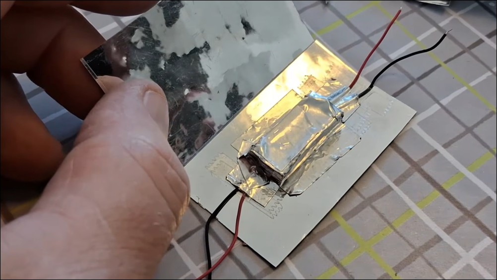 20 年不需充電!國外 YouTuber 成功在家手搓「微型核能電池」 - 電腦王阿達 20 年不需充電!國外 YouTuber 成功在家手搓「微型核能電池」 - 電腦王阿達