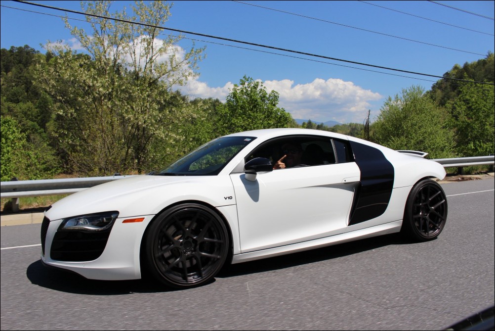是真愛!寶可夢收藏家用 Audi R8 超跑換來 450 萬台幣 Pokémon 卡牌收藏 - 電腦王阿達 是真愛!寶可夢收藏家用 Audi R8 超跑換來 450 萬台幣 Pokémon 卡牌收藏 - 電腦王阿達