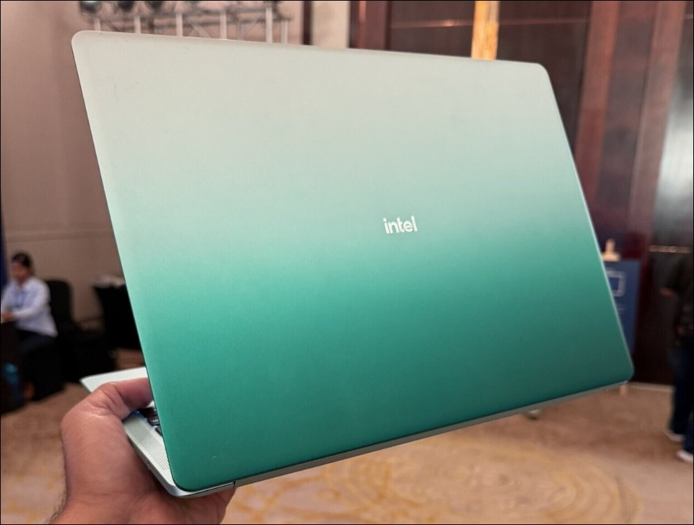 首款 Intel Wildcat Lake 筆電中國上市,記憶體、儲存、電池全面翻倍,正面挑戰 MacBook Neo 價格不到 20000 台幣 - 電腦王阿達 首款 Intel Wildcat Lake 筆電中國上市,記憶體、儲存、電池全面翻倍,正面挑戰 MacBook Neo 價格不到 20000 台幣 - 電腦王阿達