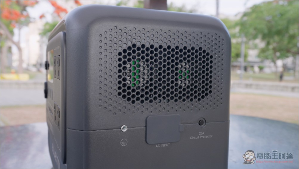 BLUETTI 1800W電吉拉mini 行動電站開箱:1800W大功率、0.01秒UPS不斷電、45分鐘快充80%,單手提起一度電 - 電腦王阿達 BLUETTI 1800W電吉拉mini 行動電站開箱:1800W大功率、0.01秒UPS不斷電、45分鐘快充80%,單手提起一度電 - 電腦王阿達