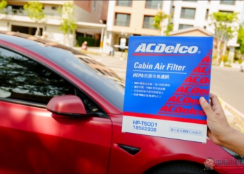Model 3 車內臭味救星！自己換 ACDelco 森呼吸冷氣濾網，PM0.3、抗菌防霉一次到位
