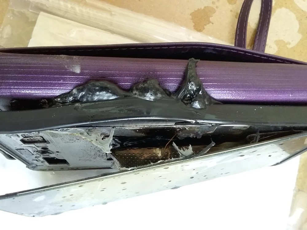睡到一半被爆裂聲驚醒!國外網友稱 Galaxy S25 FE 夜間充電時爆炸 - 電腦王阿達 睡到一半被爆裂聲驚醒!國外網友稱 Galaxy S25 FE 夜間充電時爆炸 - 電腦王阿達