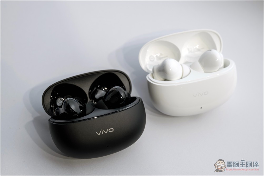 vivo X300 FE 台灣發表:蔡司超級長焦+增距鏡,NT$23,990 起挑戰輕旗艦市場 - 電腦王阿達 vivo X300 FE 台灣發表:蔡司超級長焦+增距鏡,NT$23,990 起挑戰輕旗艦市場 - 電腦王阿達