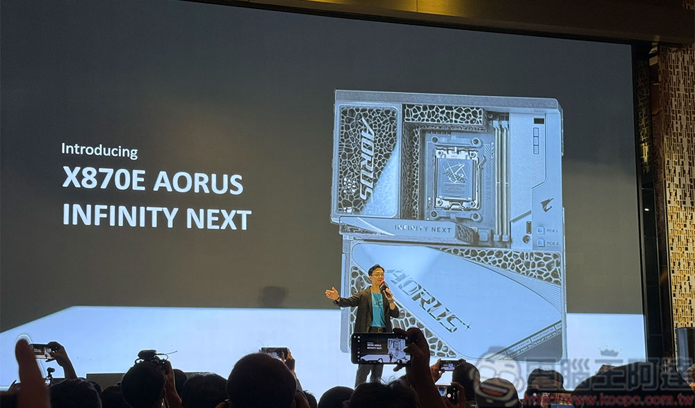 技嘉 Gigabyte「ENTER INFINITY」發表會,揭曉 COMPUTEX 2026 新品陣容 - 電腦王阿達 技嘉 Gigabyte「ENTER INFINITY」發表會,揭曉 COMPUTEX 2026 新品陣容 - 電腦王阿達
