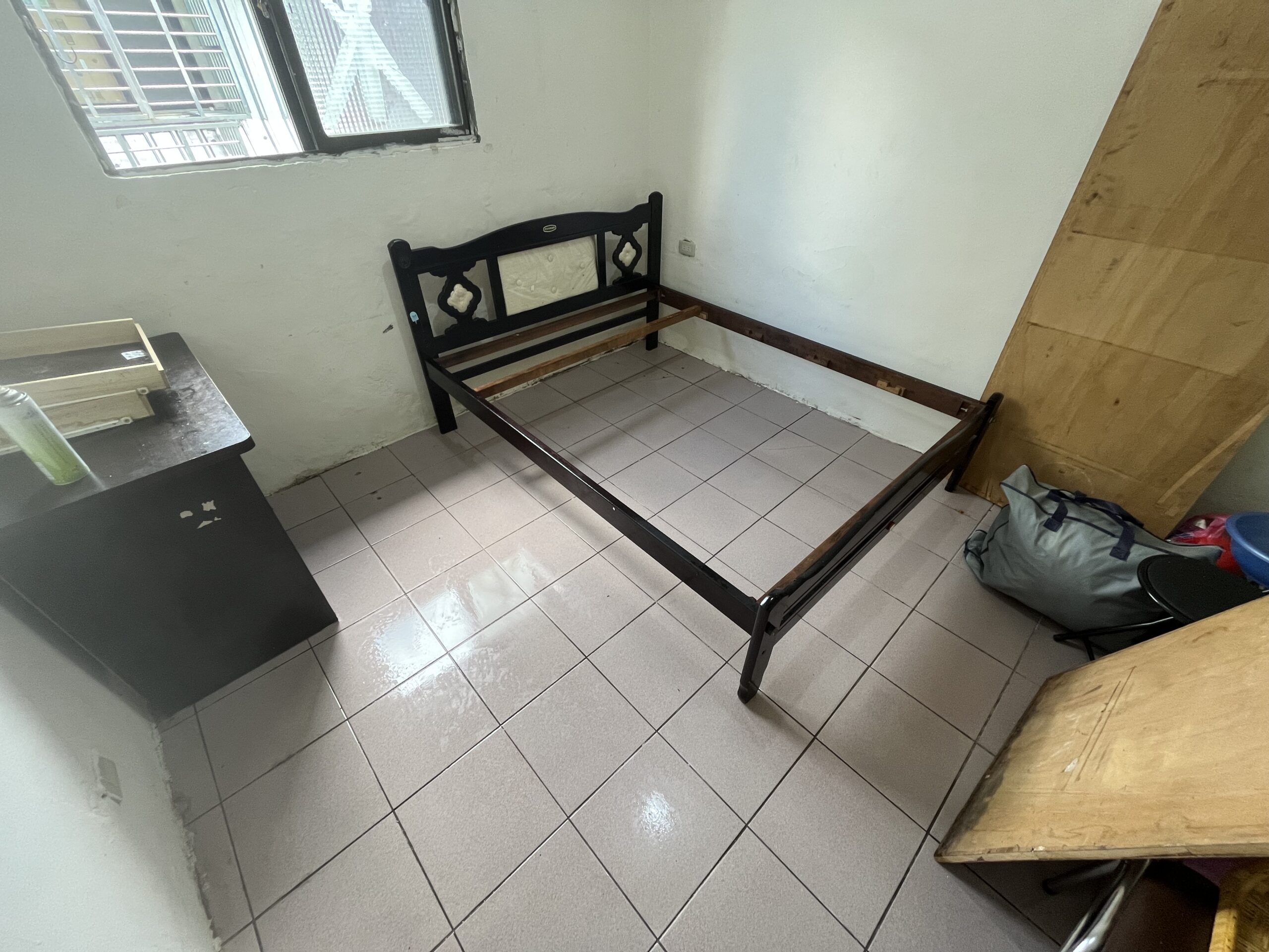 當公寓淪為遺屋,誰來清理現場留下的沉重?遺屋整理師的特殊清潔案場 - 電腦王阿達 當公寓淪為遺屋,誰來清理現場留下的沉重?遺屋整理師的特殊清潔案場 - 電腦王阿達