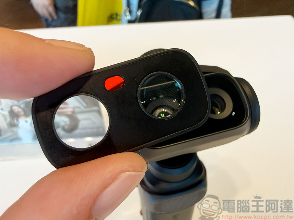 旗艦雙鏡頭雲台相機 Insta360 Luna Ultra 即將登台,可拆卸圖傳螢幕升級創作體驗 - 電腦王阿達 旗艦雙鏡頭雲台相機 Insta360 Luna Ultra 即將登台,可拆卸圖傳螢幕升級創作體驗 - 電腦王阿達