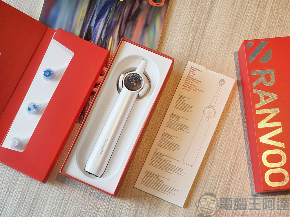 RANVOO 易能淨 AirJet II 超能氣泡牙刷開箱實測:深層清潔兼顧溫和護齦 - 電腦王阿達 RANVOO 易能淨 AirJet II 超能氣泡牙刷開箱實測:深層清潔兼顧溫和護齦 - 電腦王阿達