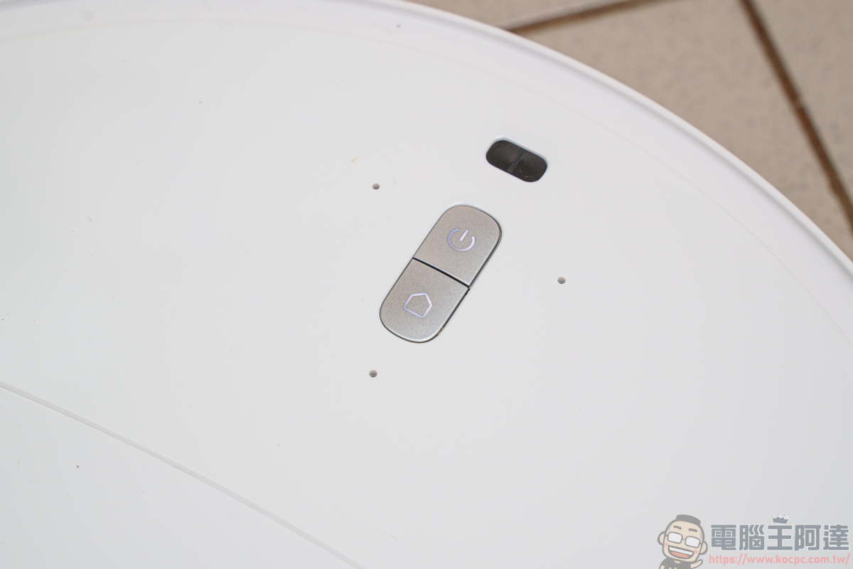 長髮族與毛孩家庭救星!石頭 Qrevo Edge 2 深度清潔大師,25,000Pa 颶風吸力終結糾纏惡夢 - 電腦王阿達 長髮族與毛孩家庭救星!石頭 Qrevo Edge 2 深度清潔大師,25,000Pa 颶風吸力終結糾纏惡夢 - 電腦王阿達