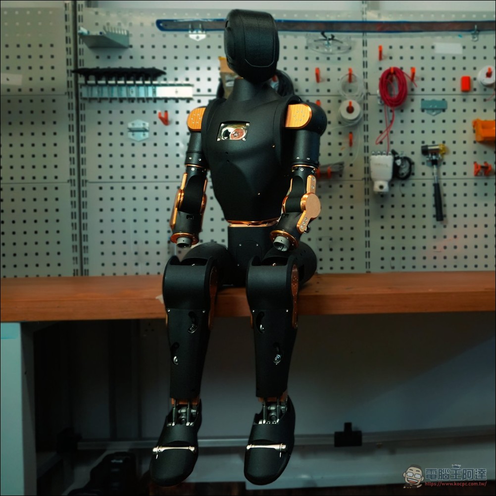 開源人形機器人 Asimov 1 正式開放 DIY 套件預購,15,000 美元就能自己動手組一台 - 電腦王阿達 開源人形機器人 Asimov 1 正式開放 DIY 套件預購,15,000 美元就能自己動手組一台 - 電腦王阿達