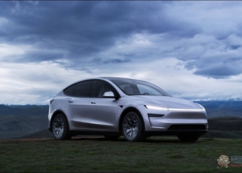 Tesla Model Y L 在美國正式推出：六人座長軸版，61,990 美元起，10 月開始交車