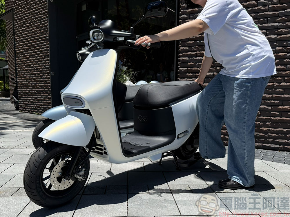 Gogoro Luna 試駕體驗:為女性騎士量身打造的細節,讓騎行更輕盈 - 電腦王阿達 Gogoro Luna 試駕體驗:為女性騎士量身打造的細節,讓騎行更輕盈 - 電腦王阿達