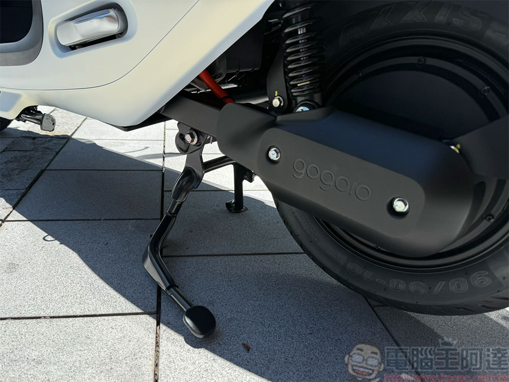 Gogoro Luna 試駕體驗:為女性騎士量身打造的細節,讓騎行更輕盈 - 電腦王阿達 Gogoro Luna 試駕體驗:為女性騎士量身打造的細節,讓騎行更輕盈 - 電腦王阿達