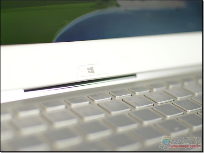 Sony_VAIO_DUO_13_41
