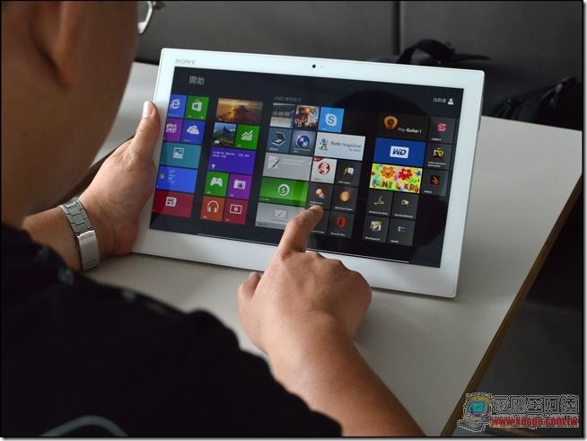 Sony_VAIO_DUO_13_44
